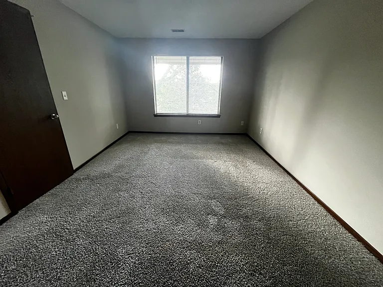 709 Fieldstone Ct #11 — Photo 11