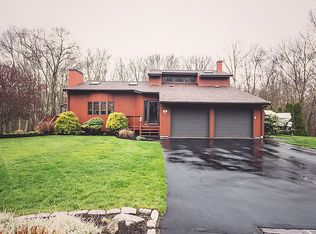 17 Brittney Ln, Warren, RI 02885