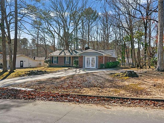 2nd image of 1416 Old Buckhorn Rd