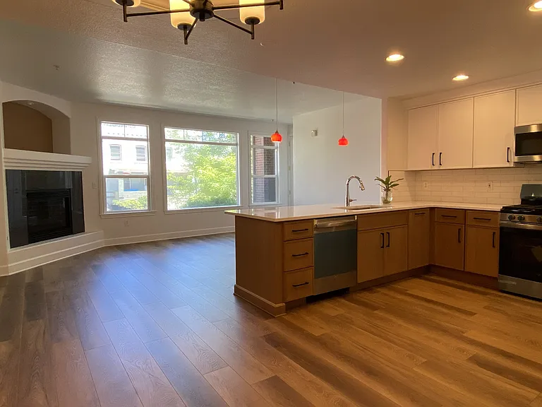 1735 N Ogden St #101 — Photo 1
