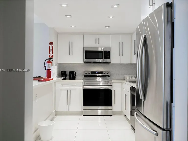 19370 Collins Ave #1614 — Photo 12