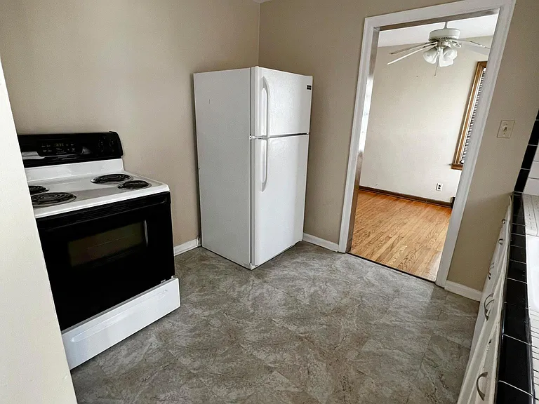39 N Kitley Ave — Photo 7