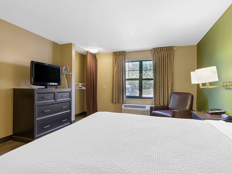 Studio Suite - 1 Queen Bed
