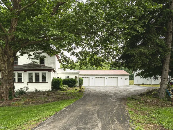 13660 Smith Goshen Rd, Beloit, OH 44609