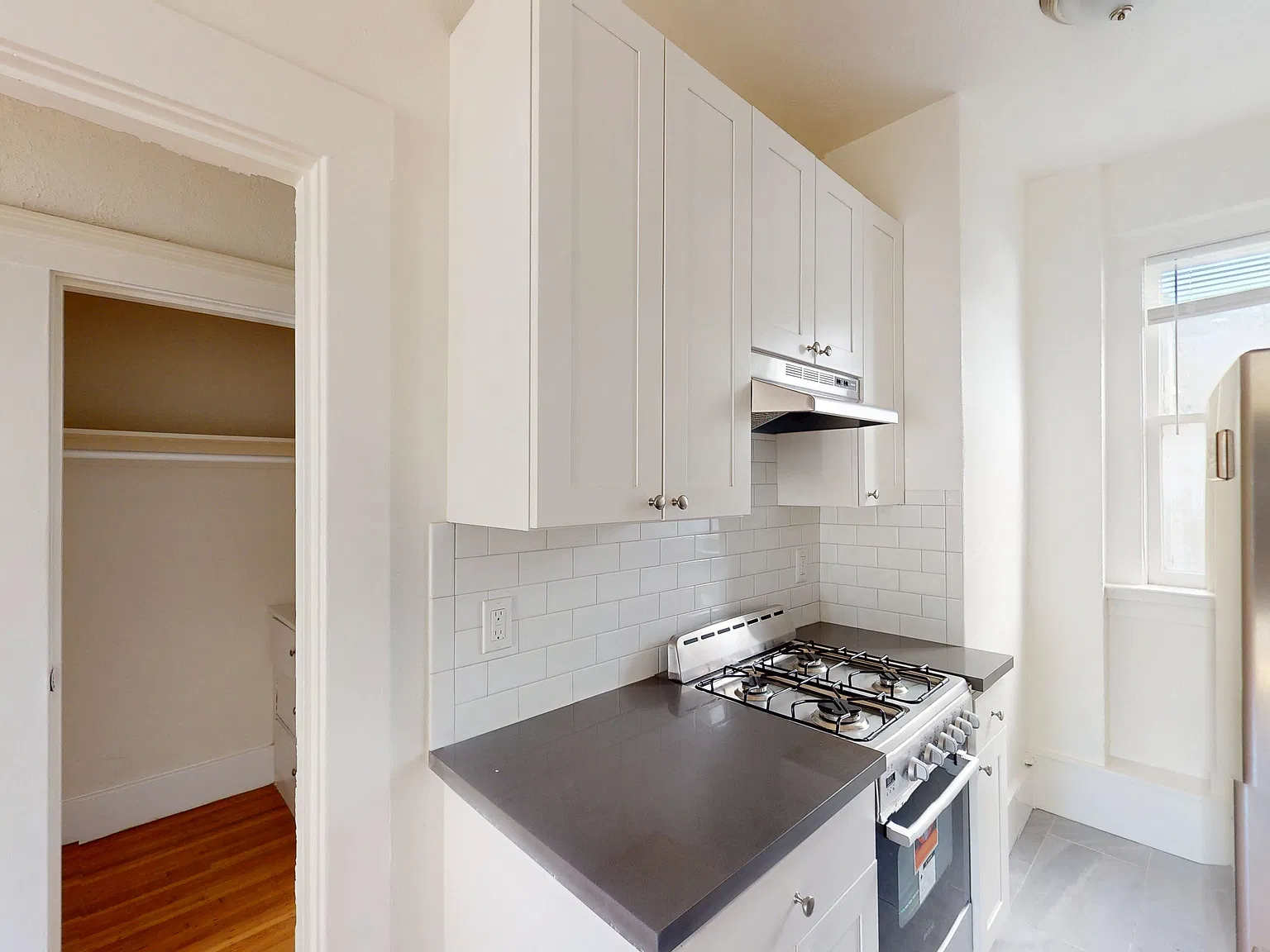 Centrally Located SF Studio | Pet Friendly — Photo 4