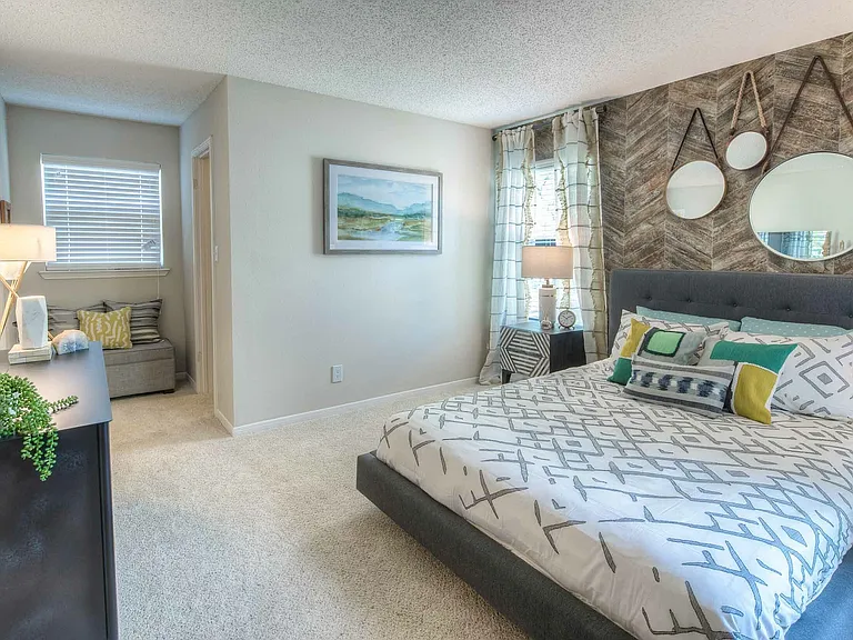 Grandview Apartments - Bedroom 1
