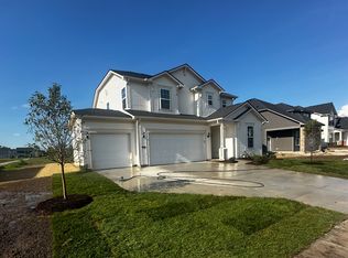 6822 Seabiscuit Rd, Whitestown, IN 46075