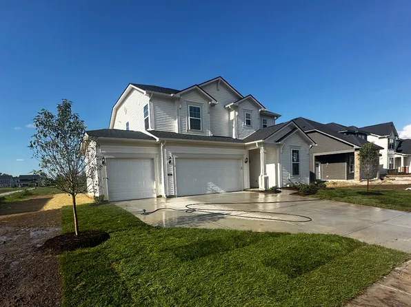 6822 Seabiscuit Rd, Whitestown, IN 46075
