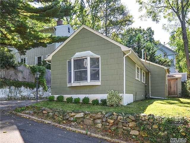 1st image of 117 Brown St
