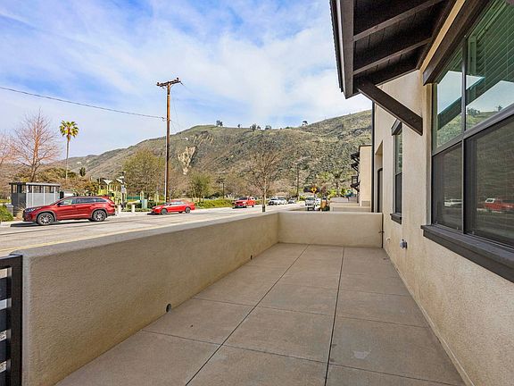 2nd image of 68 & 86 Kellogg St #101