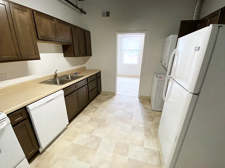 72 N Court St #72.5 — Photo 9