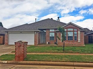 109 Amanda Dr, Yukon, OK 73099