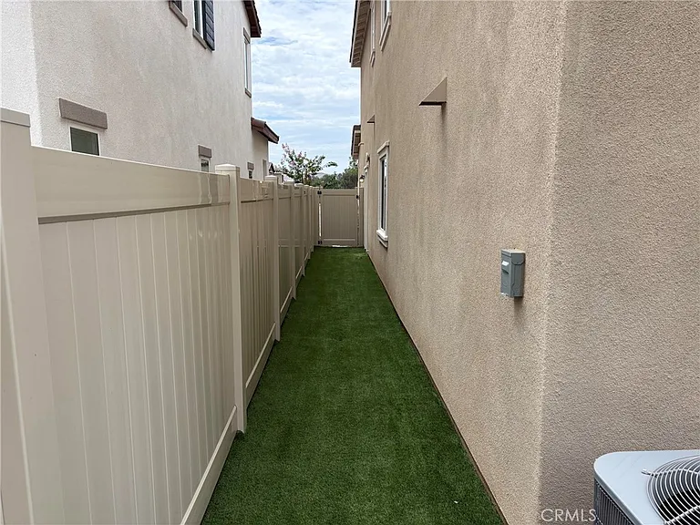 27548 Luna Ave — Photo 25