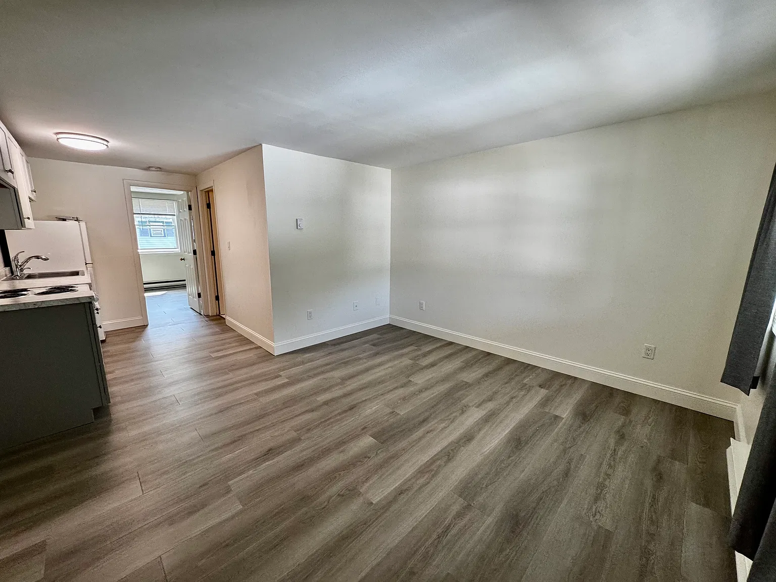 1 bed, 450 sqft, $1,200 — Photo 1