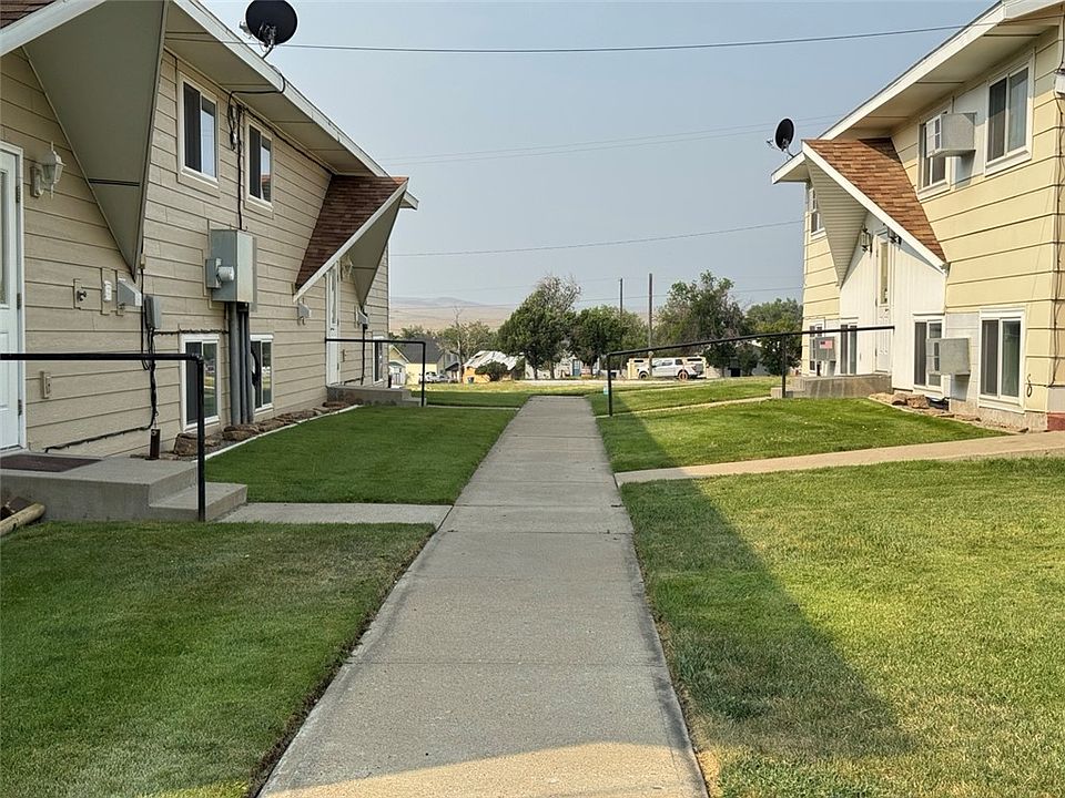 1st image of 306 Central Ave N