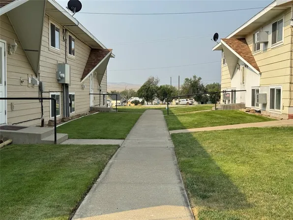 306 Central Ave N, Harlowton, MT 59036