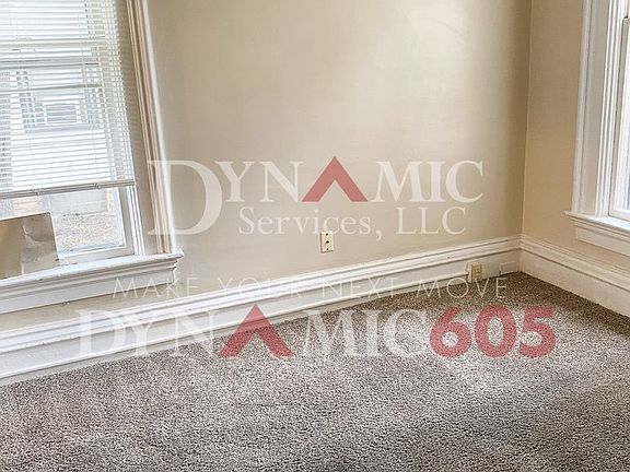 4th image of 612 W 11th St APT 2