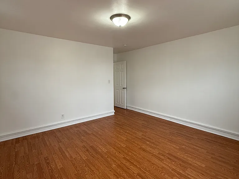 150 W Fisher Ave — Photo 9