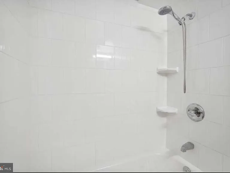 1721 Gales Pl NE — Photo 14