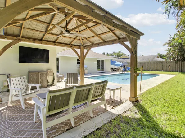 19823 Hibiscus Drive, Jupiter, FL 33469