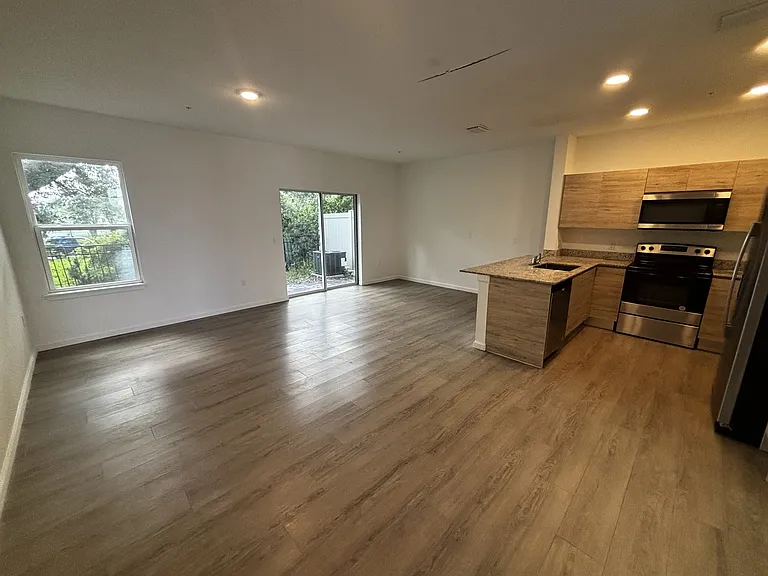 1209 Southstation Pl — Photo 17