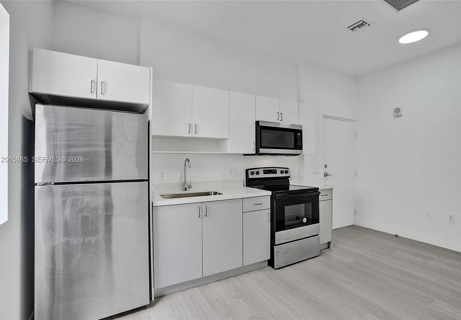 Lawrence Estates Land Cos — Photo 2