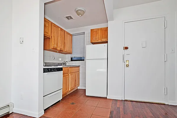 Rented by J Misrahi Realty Corp | media 1