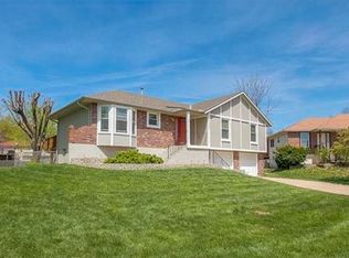 17304 E 51st Terrace Ct S, Independence, MO 64055