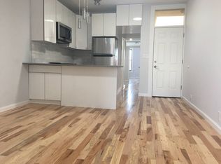 60-09 Gates Ave, Flushing, NY 11385