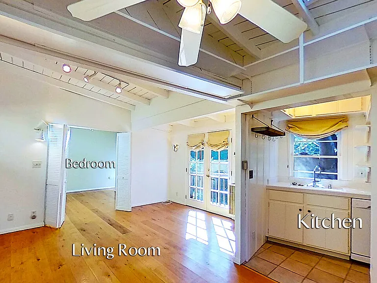 10211 Seabury Ln — Photo 2