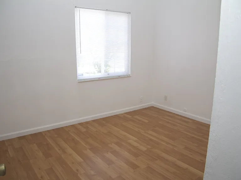 43293 Sweetwood St — Photo 7
