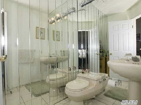3rd image of 59 Villanova Ln