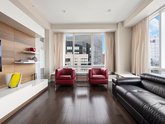 3rd image of 2 Avery St APT 35G