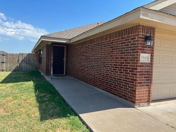 2nd image of 3949 Carrera Ln