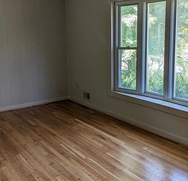 8634 Cromwell Dr — Photo 7