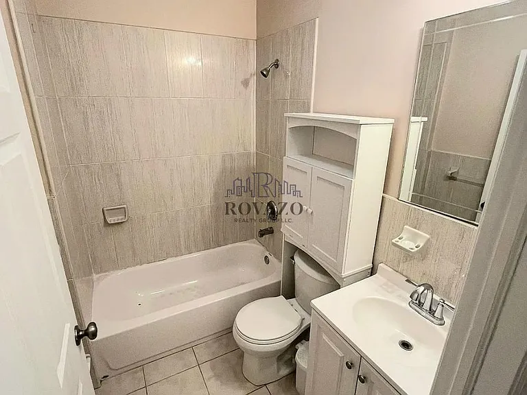 181 Ferry St #3B — Photo 5