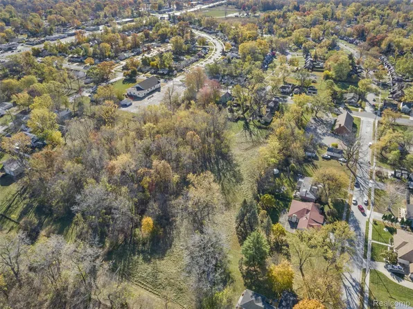 0 Helen St, Inkster, MI 48141