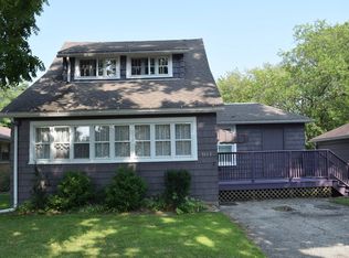 3113 Elizabeth Ave, Zion, IL 60099
