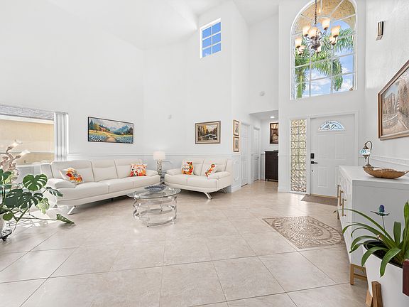 5th image of 18956 La Costa Lane