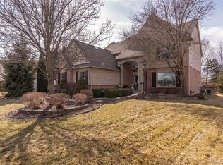 51281 Weston Dr, Plymouth, MI 48170