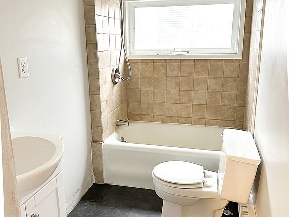 Downstairs primary bath