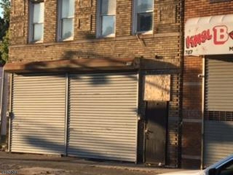 1st image of 789 S Orange Ave