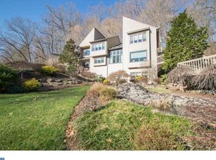 3307 Breidablik Dr, Wilmington, DE 19807