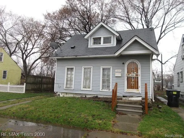 12699 Greenlawn St, Detroit, MI 48238