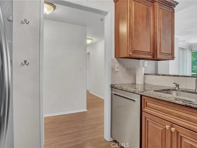 2571 Plaza Del Amo #107 — Photo 5