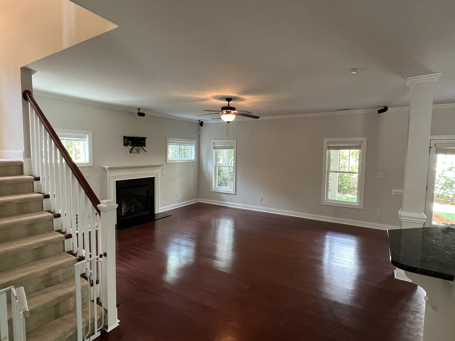 1 Laurel Valley Ct, — Photo 3