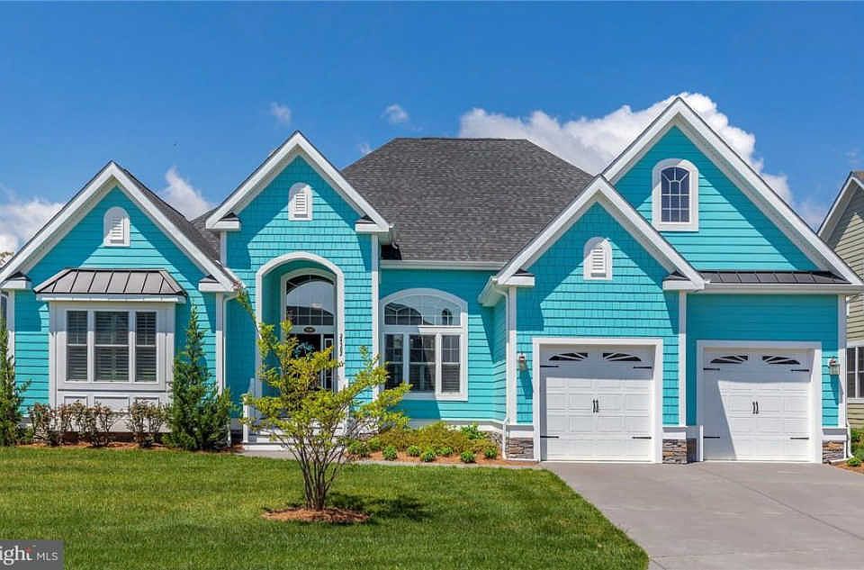 1st image of 24582 Beachcomber Dr