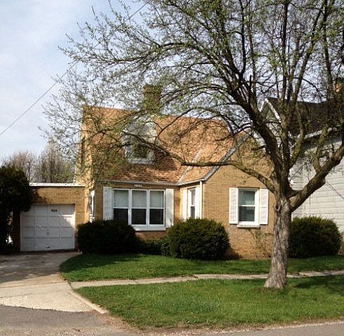 1st image of 624 Grove Ave