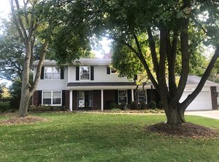 2420 W Downer Pl, Aurora, IL 60506