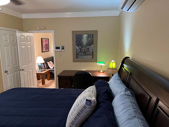 5th image of 101 Maple St APT 2